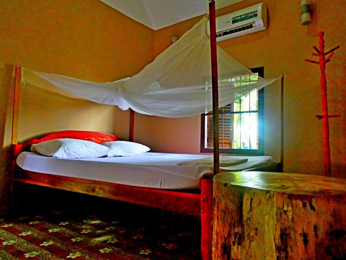 The Plantation Hostel Kampot Luaran gambar