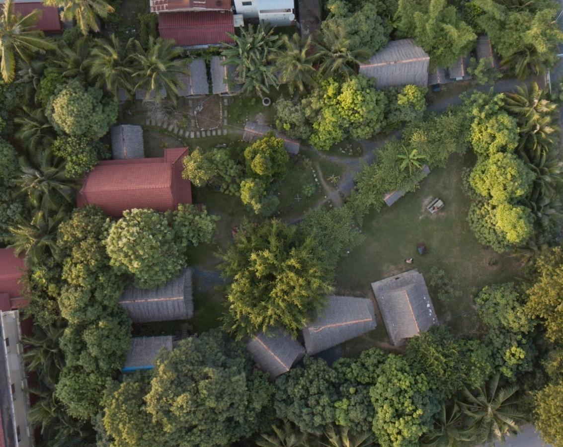 The Plantation Hostel Kampot Luaran gambar