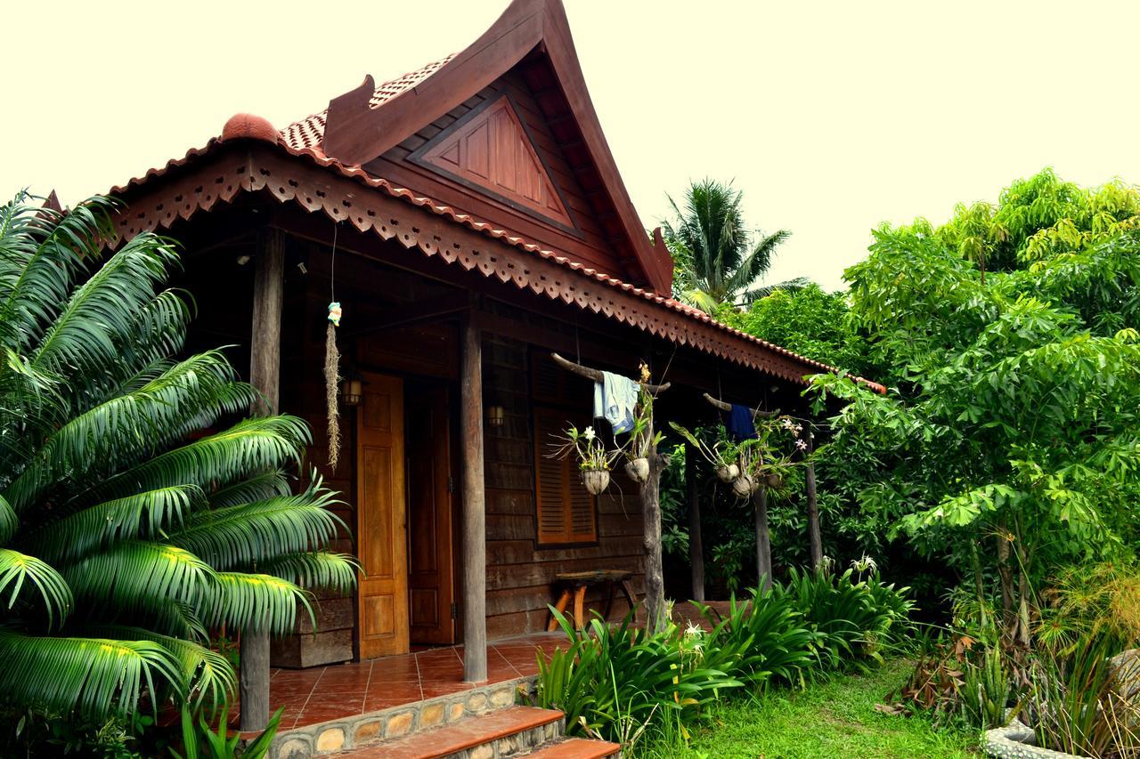 The Plantation Hostel Kampot Luaran gambar