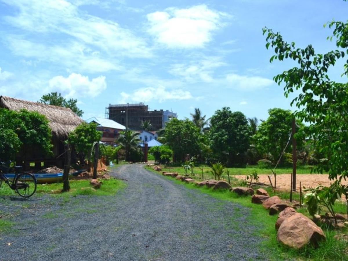 The Plantation Hostel Kampot Luaran gambar