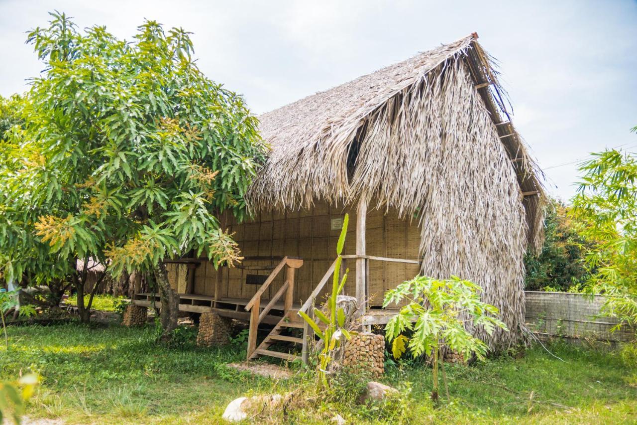 The Plantation Hostel Kampot Luaran gambar